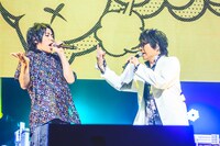 白井悠介と速水奨。（Photo by 粂井健太）