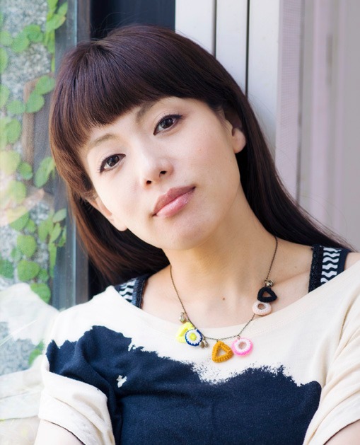 ハルハラ・ハル子の新谷真弓。