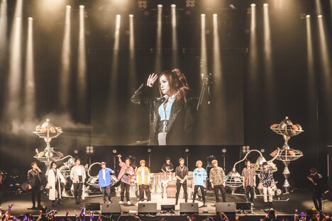 勘解由小路無花果役のたかはし智秋が登場した場面。（Photo by 粂井健太）