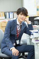 小林心一役の葉山奨之。