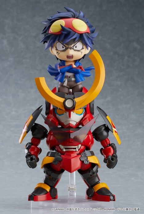 「MODEROID グレンラガン」と「ねんどろいど シモン」。