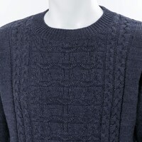 大洗女子学園モデルのニット。