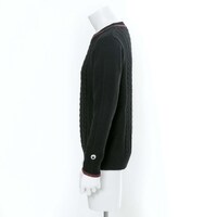 黒森峰女学園モデルのニット。