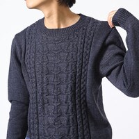 大洗女子学園モデルのニット着用例。