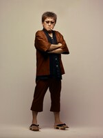 長谷川泰三役の立木文彦。