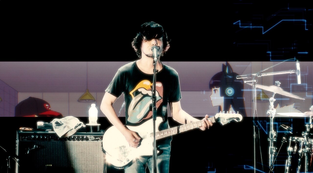 フリクリ×the pillowsのコラボMV公開、本編映像とライブ映像がクロスオーバー