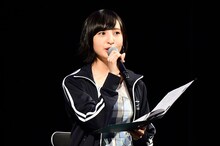 「新幹線変形ロボ シンカリオン」ステージの模様。速杉ハヤト役の佐倉綾音。(c)プロジェクト シンカリオン・JR-HECWK/超進化研究所・TBS