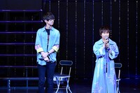 「BAKUMATSU」ステージの模様。左から桂小五郎役の江口拓也、沖田総司役の代永翼。(c)FURYU／BAKUMATSU製作委員会