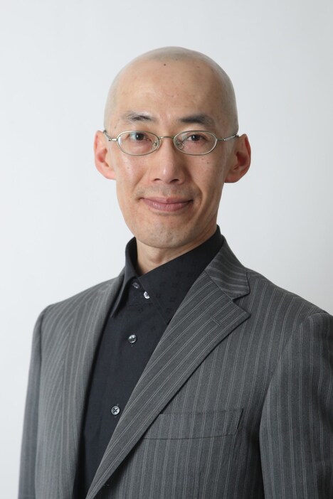 琵琶丸役の佐々木睦。