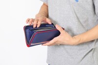 TVアニメ「ノーゲーム・ノーライフ」をモチーフにした財布。