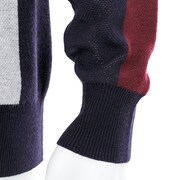 TVアニメ「ノーゲーム・ノーライフ」をモチーフにしたカーディガン。