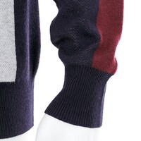 TVアニメ「ノーゲーム・ノーライフ」をモチーフにしたカーディガン。