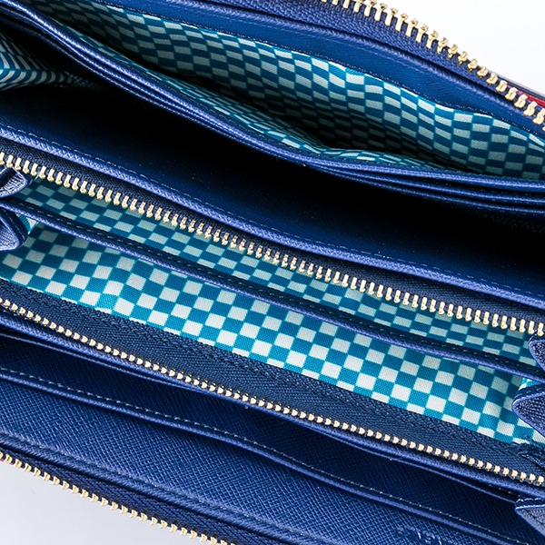 TVアニメ「ノーゲーム・ノーライフ」をモチーフにした財布。