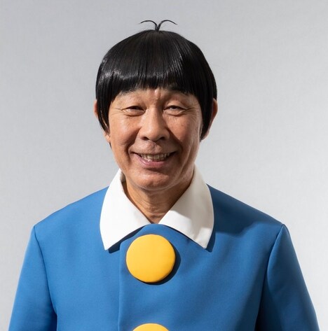 「おそ松くん」の六つ子に扮したでんでん。