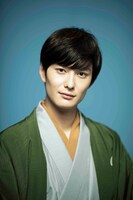 岡田将生扮する八代目有楽亭八雲（菊比古）。