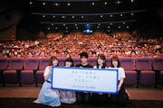 先行上映会の様子。左から久保ユリカ、東山奈央、石川界人、瀬戸麻沙美、内田真礼。