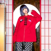 「らんまオールスターズチャイナパーカー」着用イメージ。