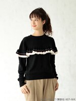 「スクールライフ フリルニットプルオーバー」着用イメージ。