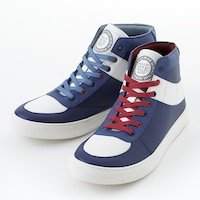 轟焦凍モデルのスニーカー。