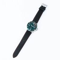 緑谷出久モデルの腕時計。