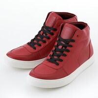 緑谷出久モデルのスニーカー。