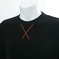 爆豪勝己モデルのトレーナー。