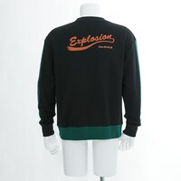 爆豪勝己モデルのトレーナー。