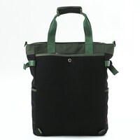 爆豪勝己モデルのバッグ。