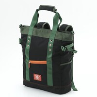 爆豪勝己モデルのバッグ。