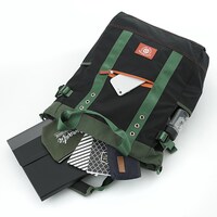 爆豪勝己モデルのバッグ。