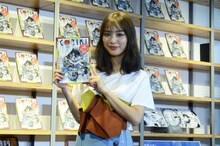 COZIKI創刊号の発表会より、内田理央。