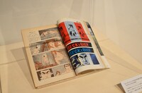 第1章「軌跡」のコーナーより、「ゴルゴ13」第1話の掲載誌。