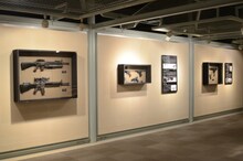 さいとう・たかおプロダクションの“武器庫”を再現したコーナー。