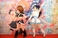 左からキュアブラック、キュアホワイト。