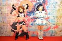 左からキュアブラック、キュアホワイト。
