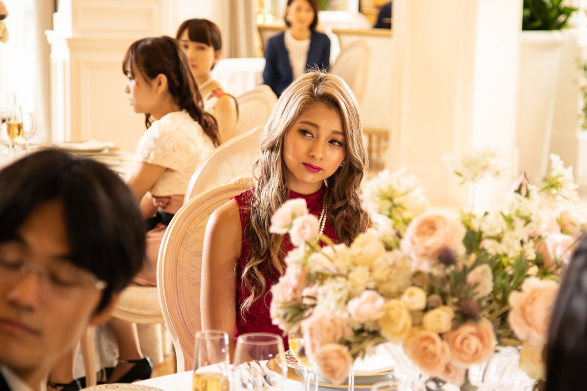 藤岡瑞穂役のゆきぽよ（中央）。