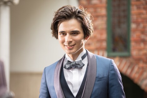 王子様役の岡本至恩。