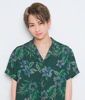 黒崎藤馬役の佐藤友祐。