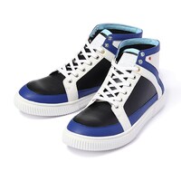 高町なのはモデルのスニーカー。