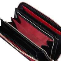 フェイト・T・ハラオウンモデルの財布。