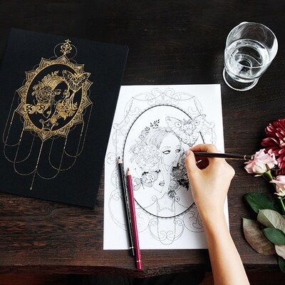 「安野モヨコのぬり絵」