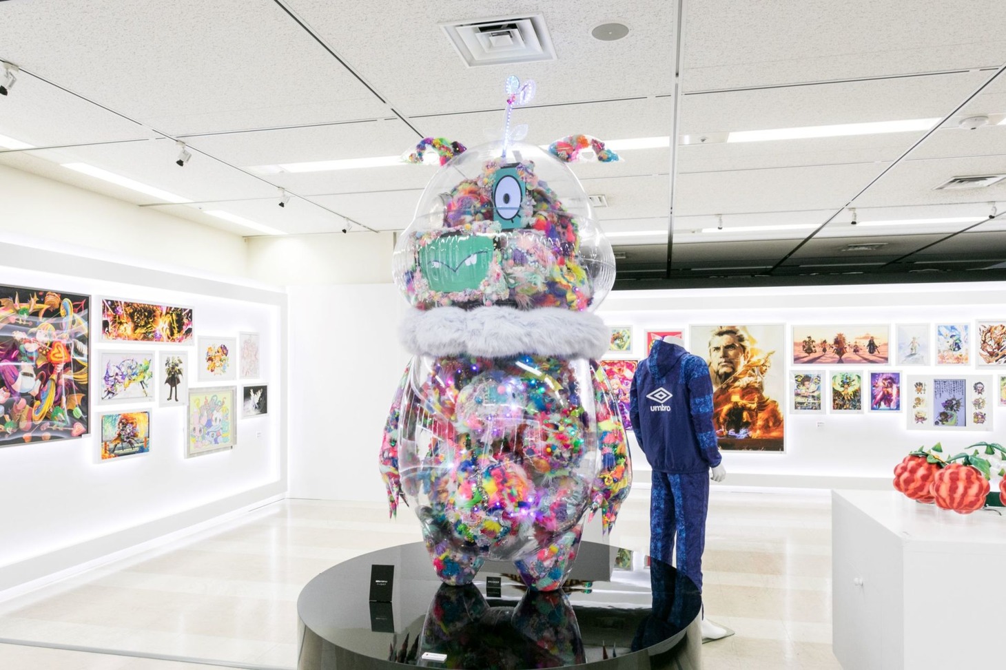 「モンスターストライク展」の様子。
