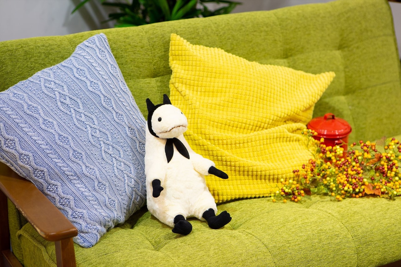 TVアニメ化記念「人外さんの嫁」の不思議な生き物・カネノギさんがぬいぐるみに