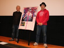 左から奥浩哉、吉田恵輔監督。