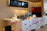 「りぼんのふろく『カワイイ』のひみつ」コラボカフェwith hontoの様子。