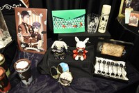 「黒執事 Funtom Cafe ～Halloween Party～」で販売されているグッズ。