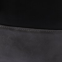 百モデルのリュック。