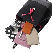 百モデルのリュック。