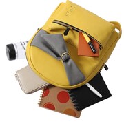 六弥ナギモデルのリュック。