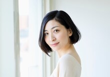 アルテミス役の坂本真綾。